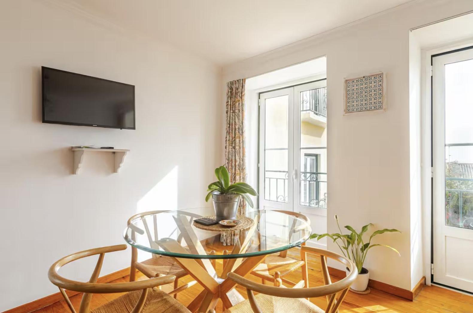 Pateo Santo Estevao-Self Catering Apartments Lisbon Exterior photo