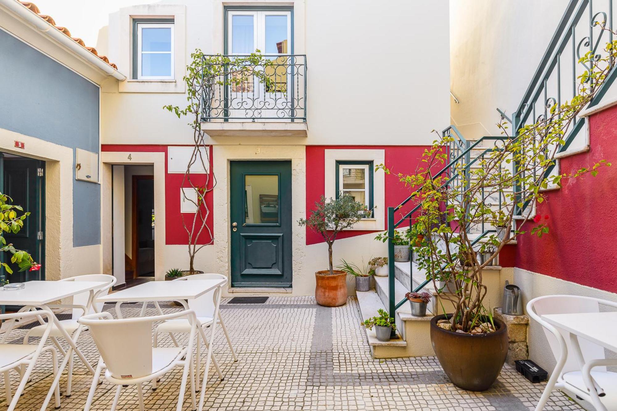 Pateo Santo Estevao-Self Catering Apartments Lisbon Exterior photo