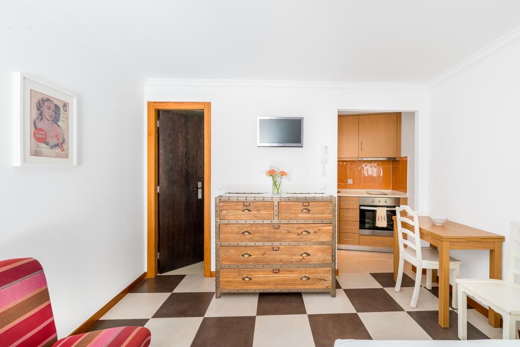 Pateo Santo Estevao-Self Catering Apartments Lisbon Exterior photo